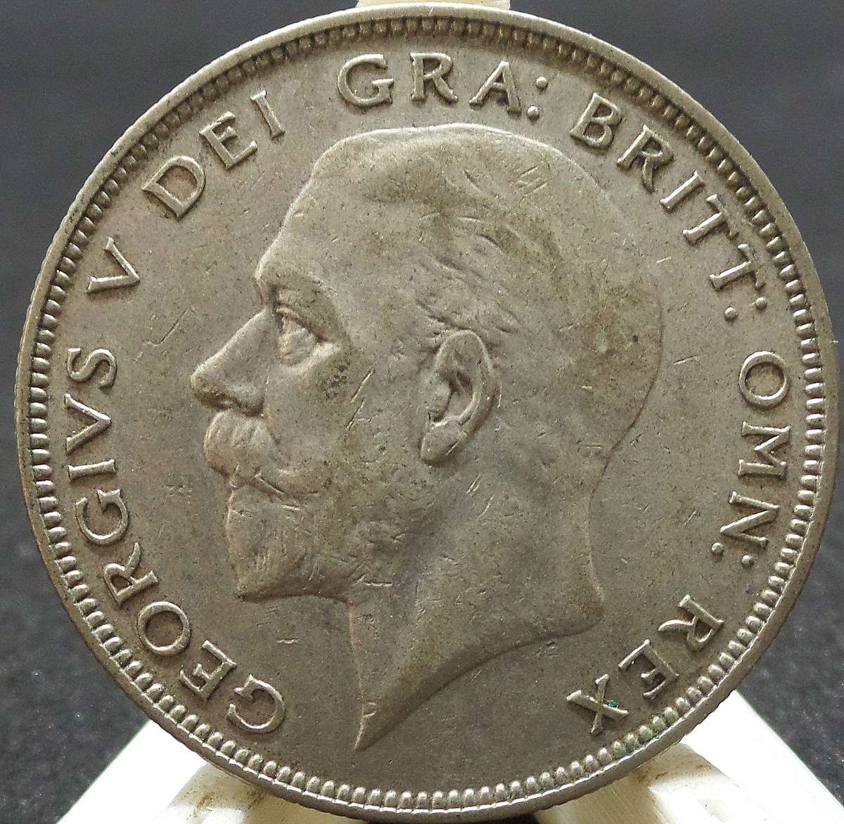 UK 2'6 Half Crown 1933