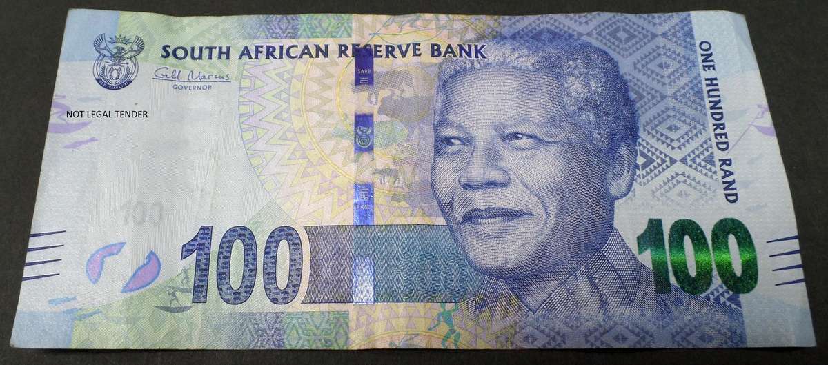 RSA 100 Rand 2012 (Marcus 2nd issue) - USED condition