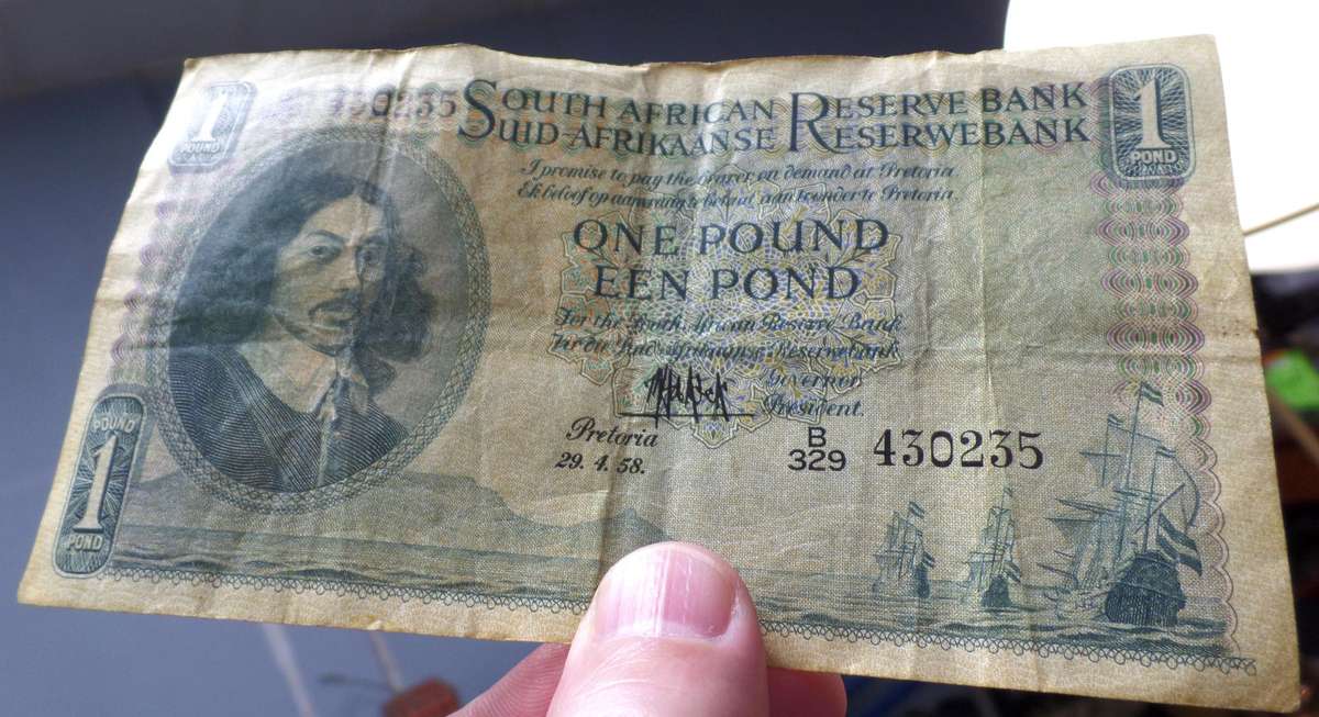 *R1 Auction* SA Union 1 Pound 1958 - Used condition