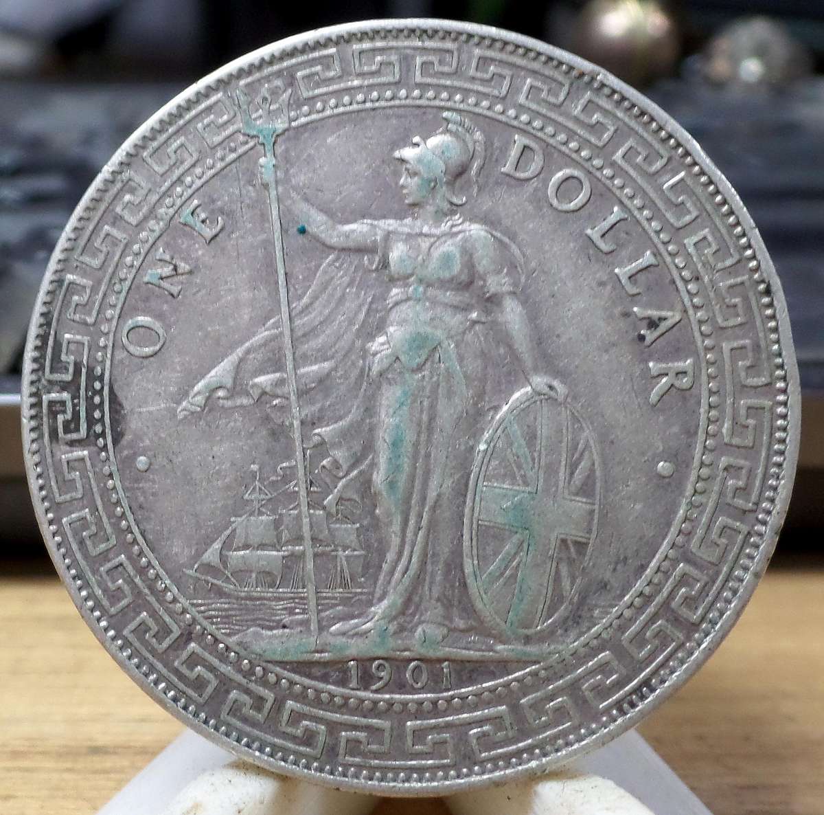 *R1 Auction* British Trade Dollar 1901