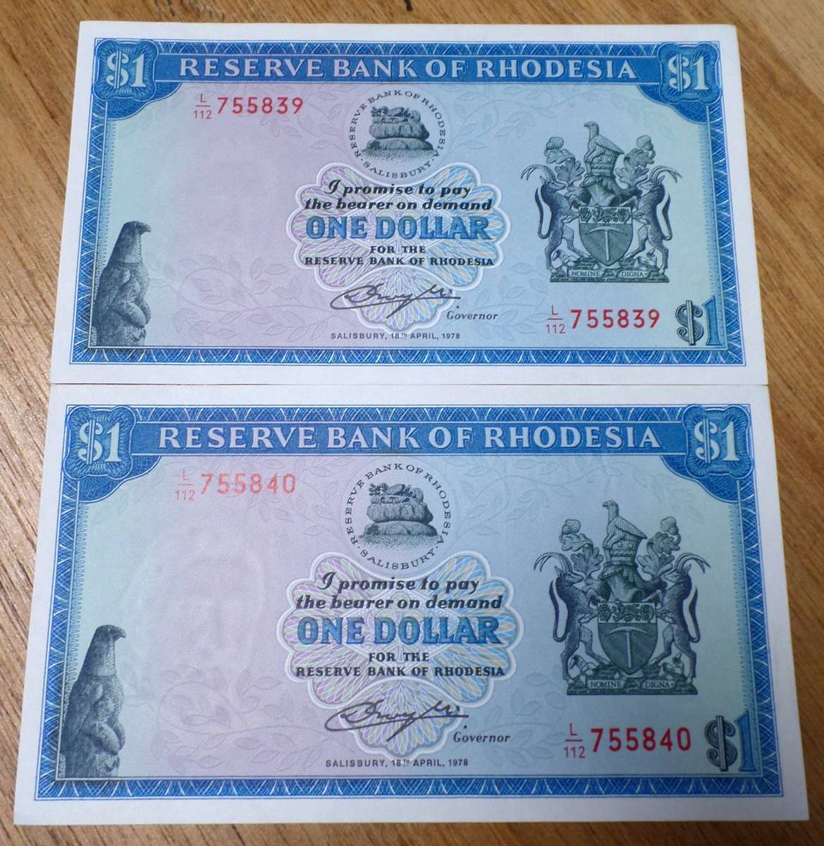 2x Rhodesia 1 Dollar 1978 - aUNC condition