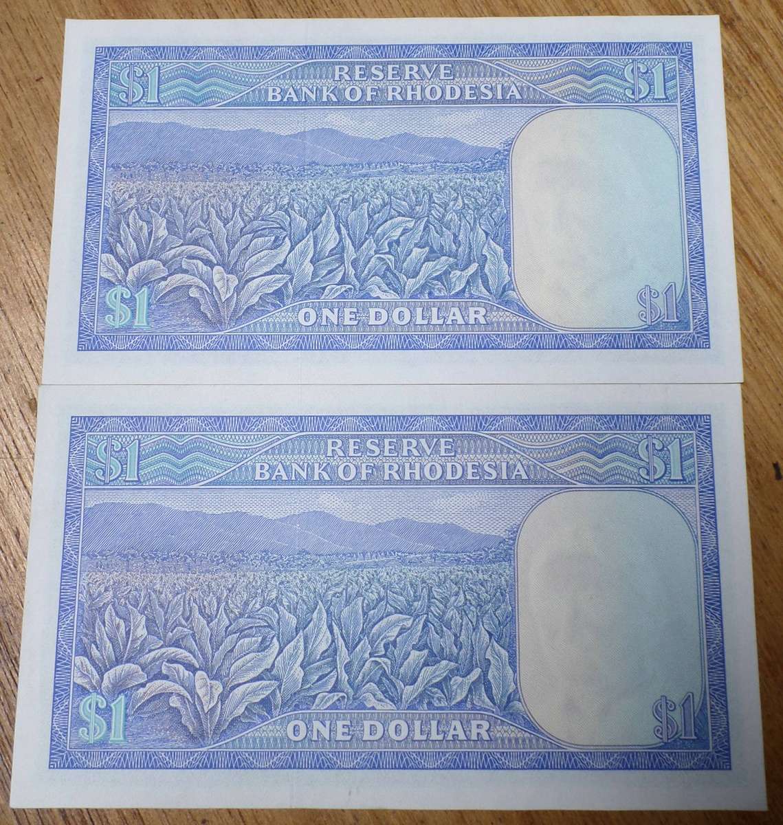 2x Rhodesia 1 Dollar 1978 - aUNC condition