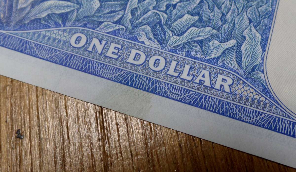 4x Rhodesia 1 Dollar 1978 - aUNC to UNC condition