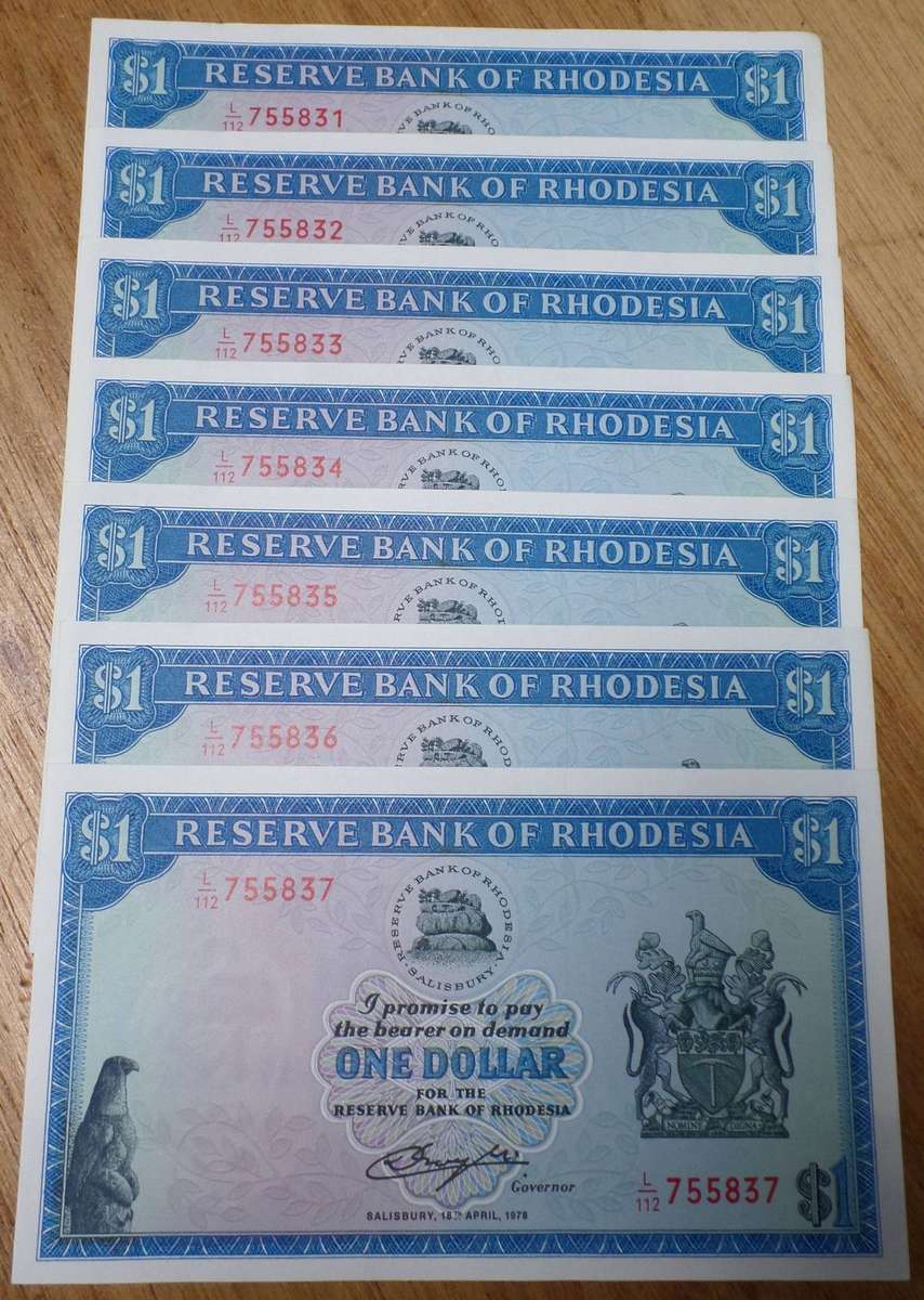 Rhodesia 1 Dollar 1978 - 7 in sequence - aUNC to UNC condition