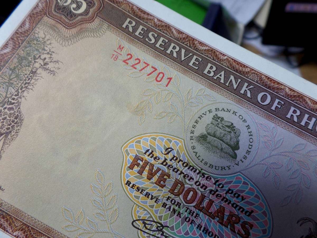 3x Rhodesia 5 Dollars 1978 - aUNC condition