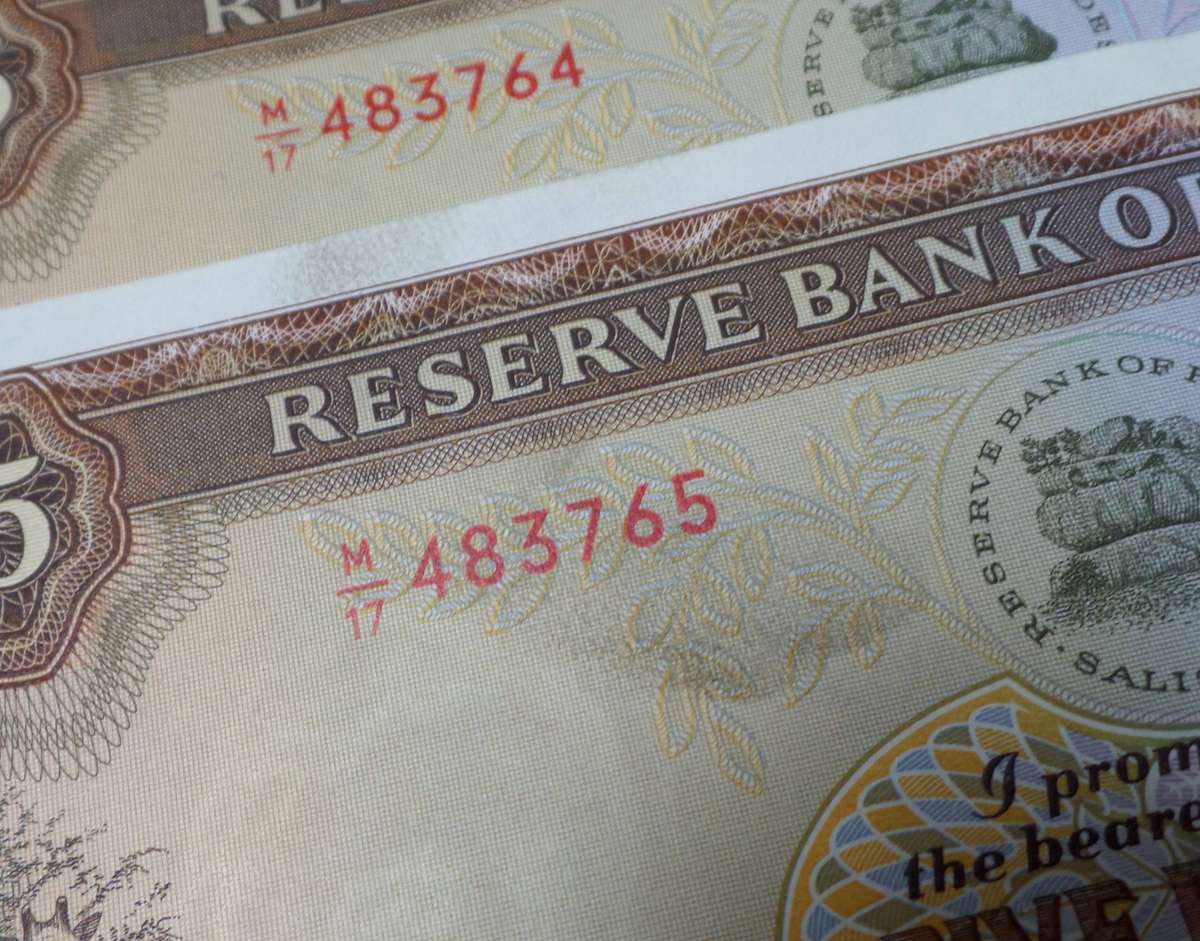 Rhodesia 5 Dollars 1978 - 5 in sequence - aUNC condition