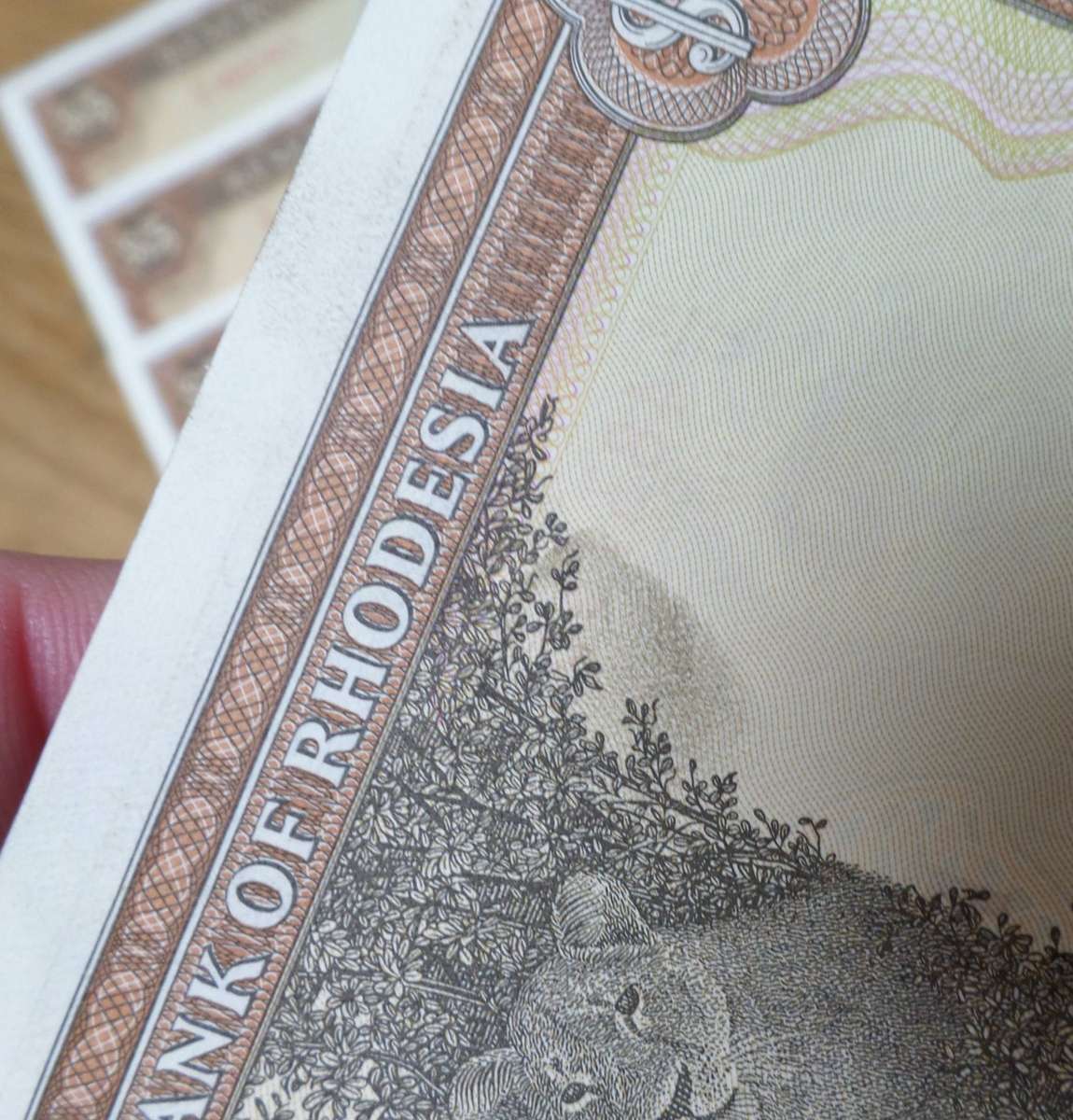 Rhodesia 5 Dollars 1978 - 5 in sequence - aUNC condition