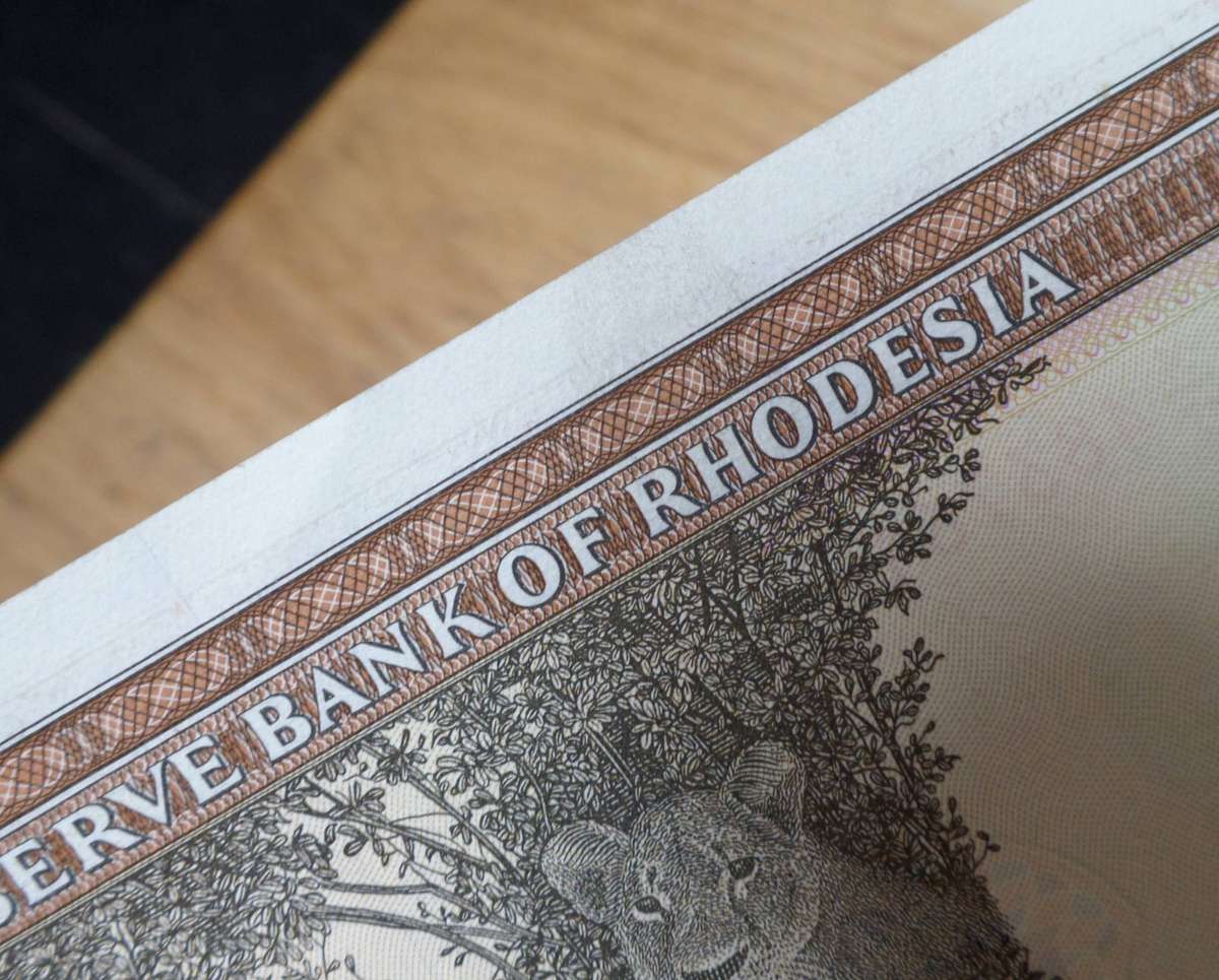 Rhodesia 5 Dollars 1978 - 5 in sequence - aUNC condition