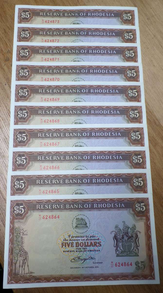 Rhodesia 5 Dollars 1978 - 10 in sequence - aUNC to UNC condition