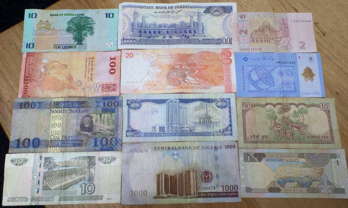 Lot of 12 International bank notes