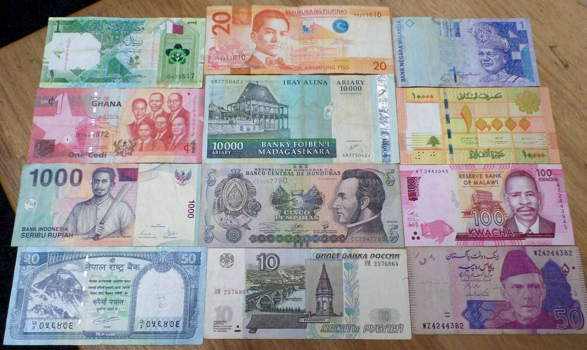 Lot of 12 International bank notes