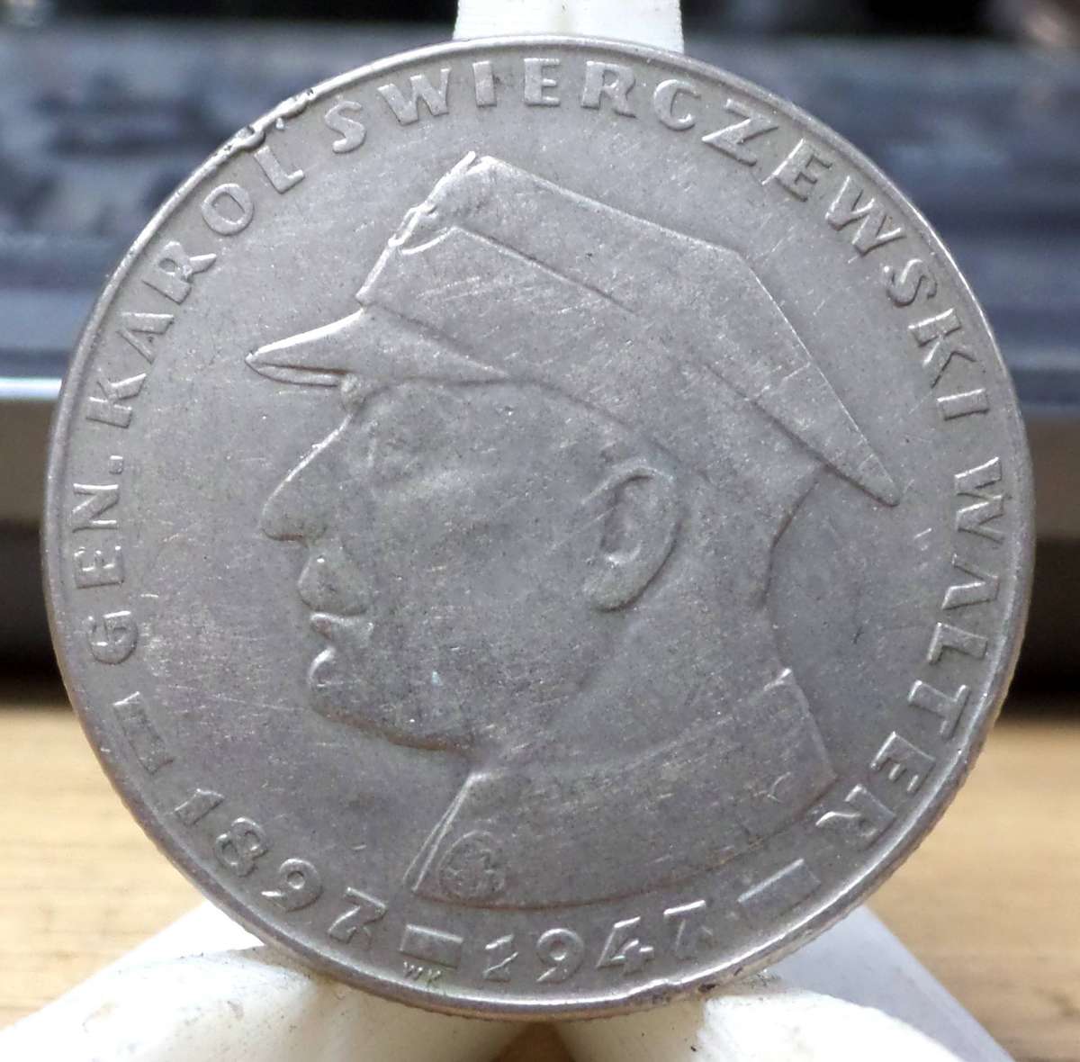 *R1 Auction* Poland 10 Zlotych 1967 - 20yrs Death of Swierczewski