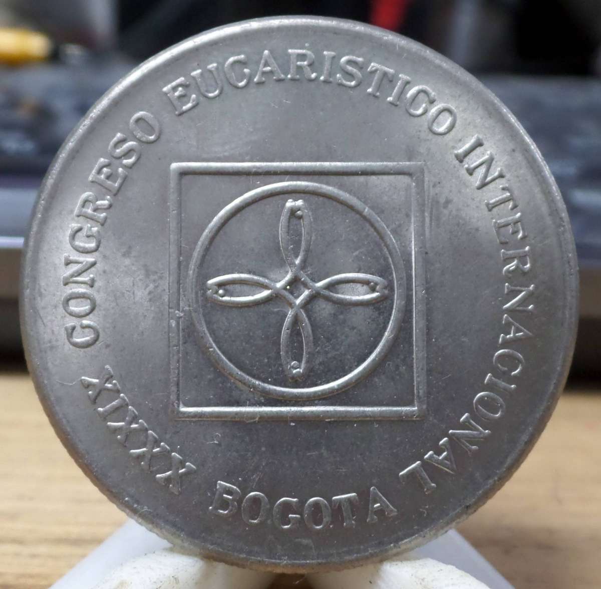 *R1 Auction* Colombia 5 Pesos 1968 - 39th Eucharistic Congress