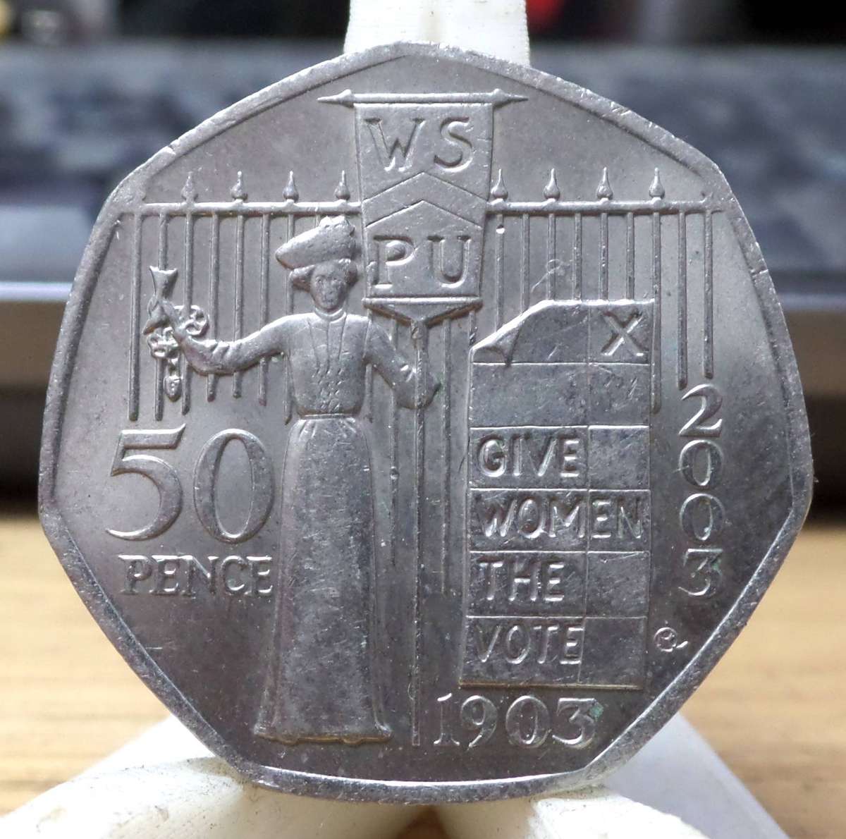 *R1 Auction* UK 50 Pence 2003 - 100yrs Woman's Vote