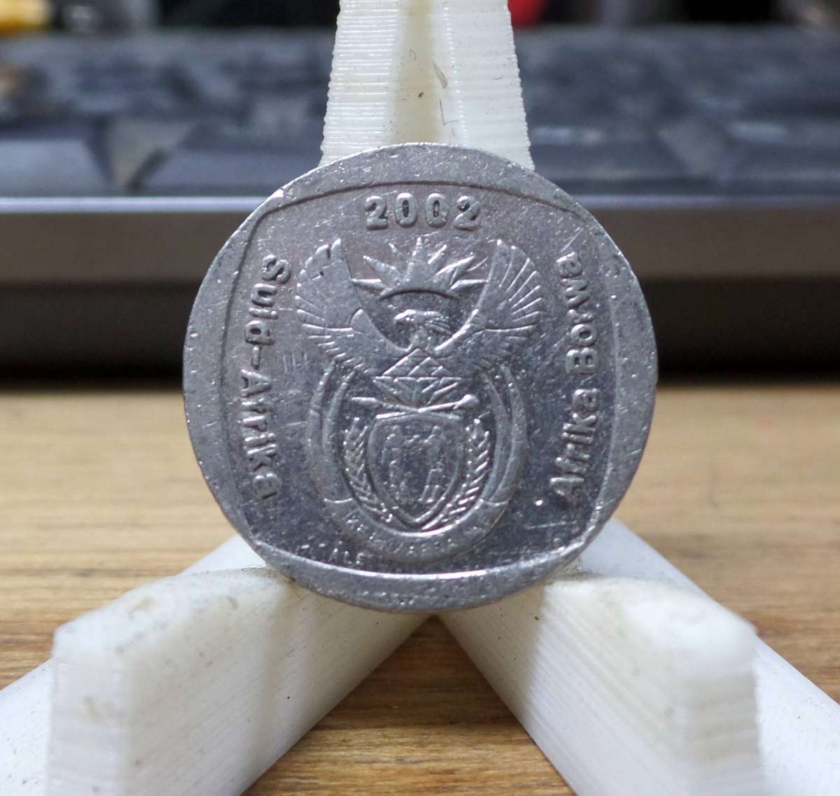 *R1 Auction* RSA 1 Rand 2002 - JHB World Summit - only 16,000 minted