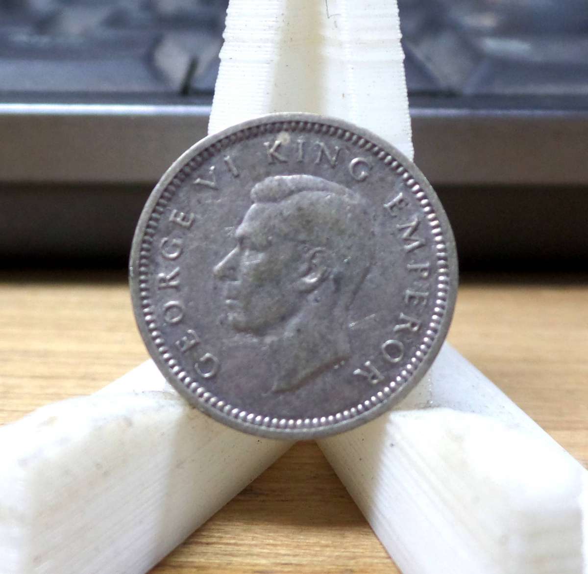 New Zealand 3 Pence 1944 - Nice condition