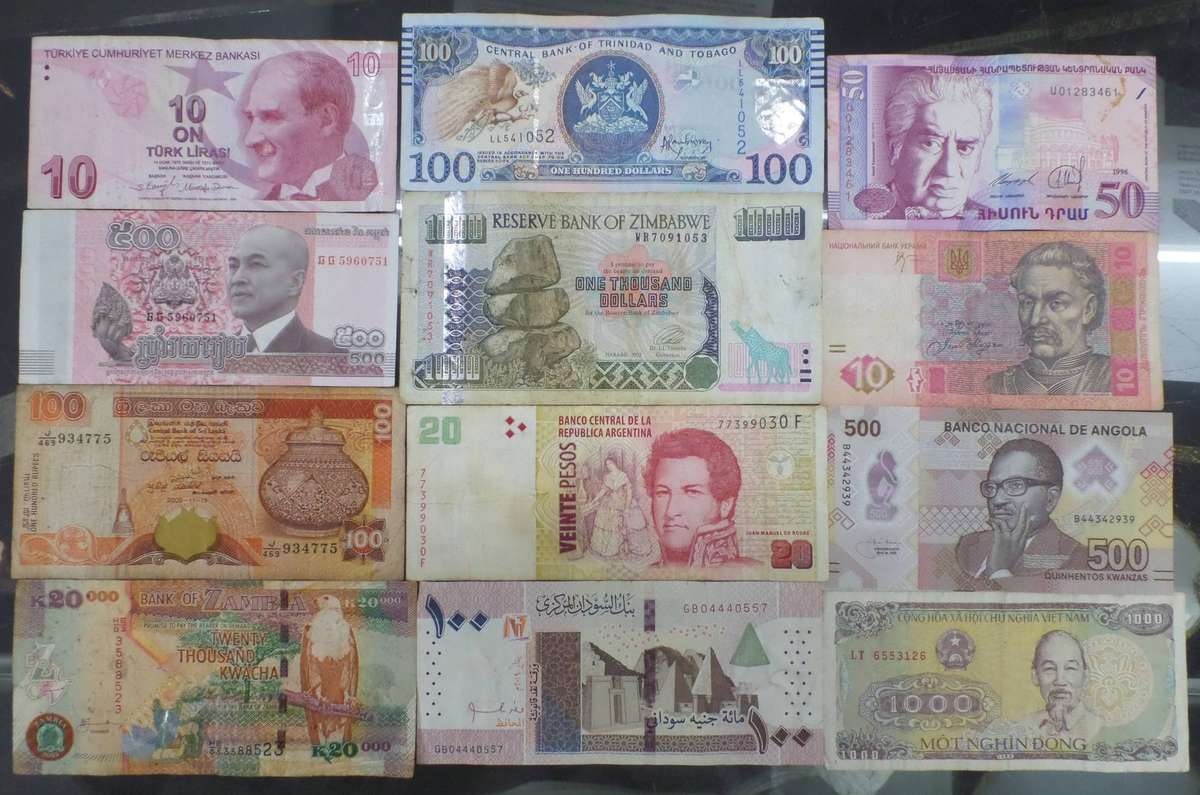 Lot of 12 International bank notes