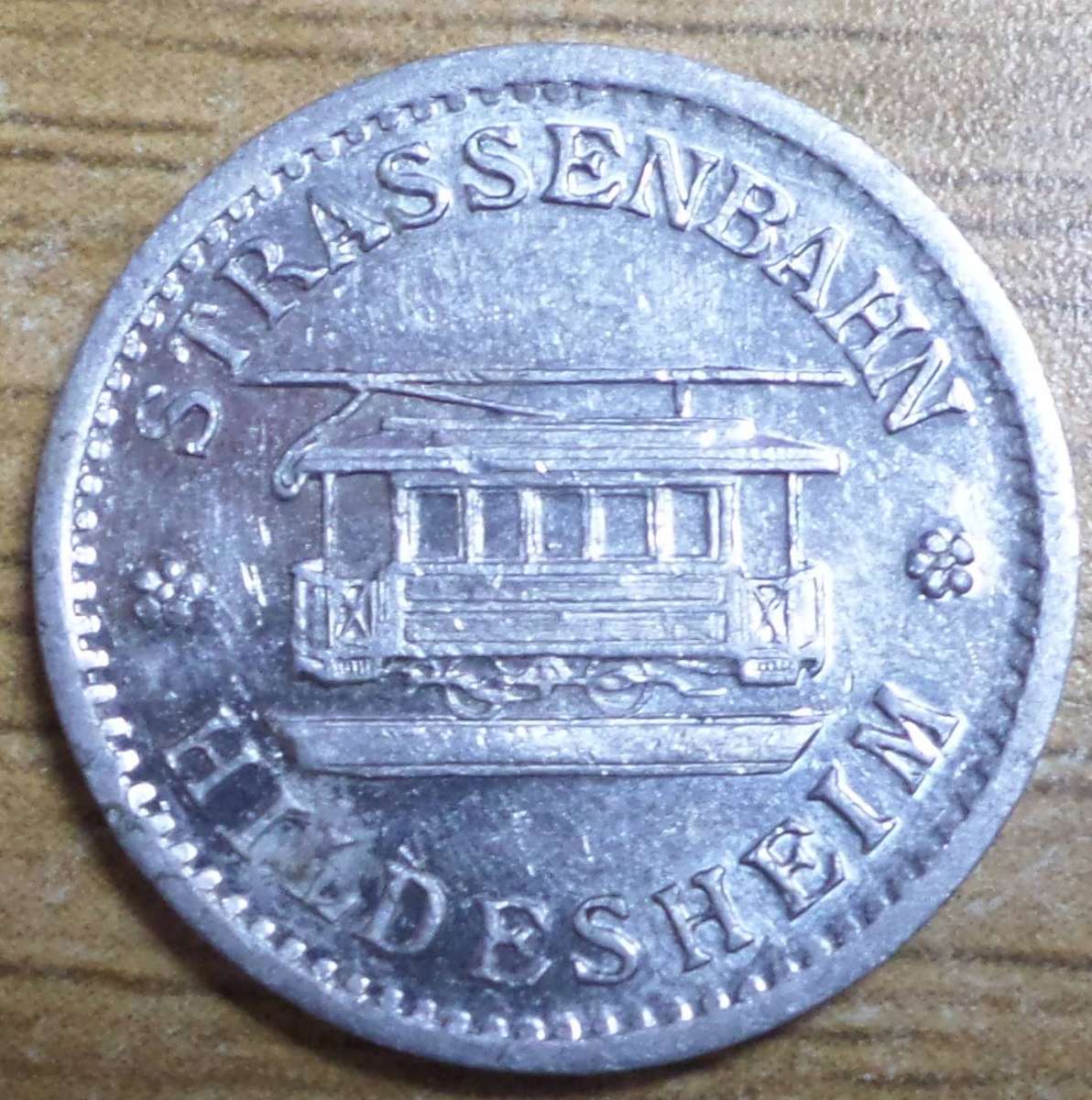 *R1 Auction* Germany - Strassenbahn Hildesheim tram token