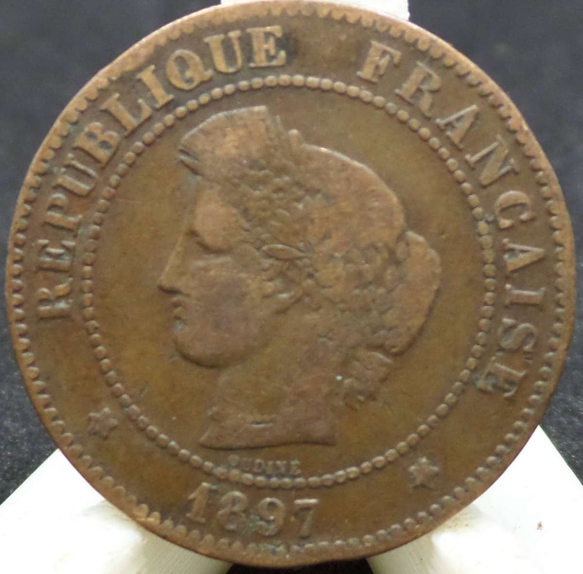 *R1 Auction* France 5 Centimes 1897