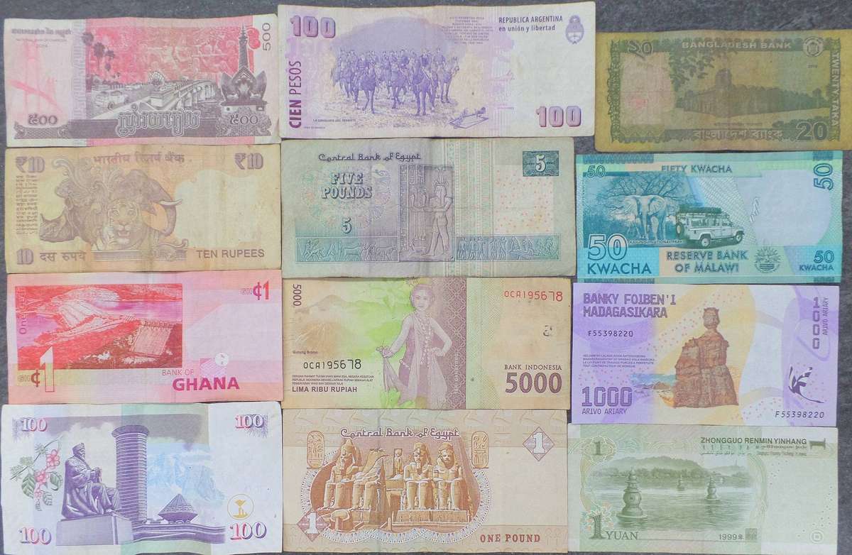 Lot of 12 International bank notes