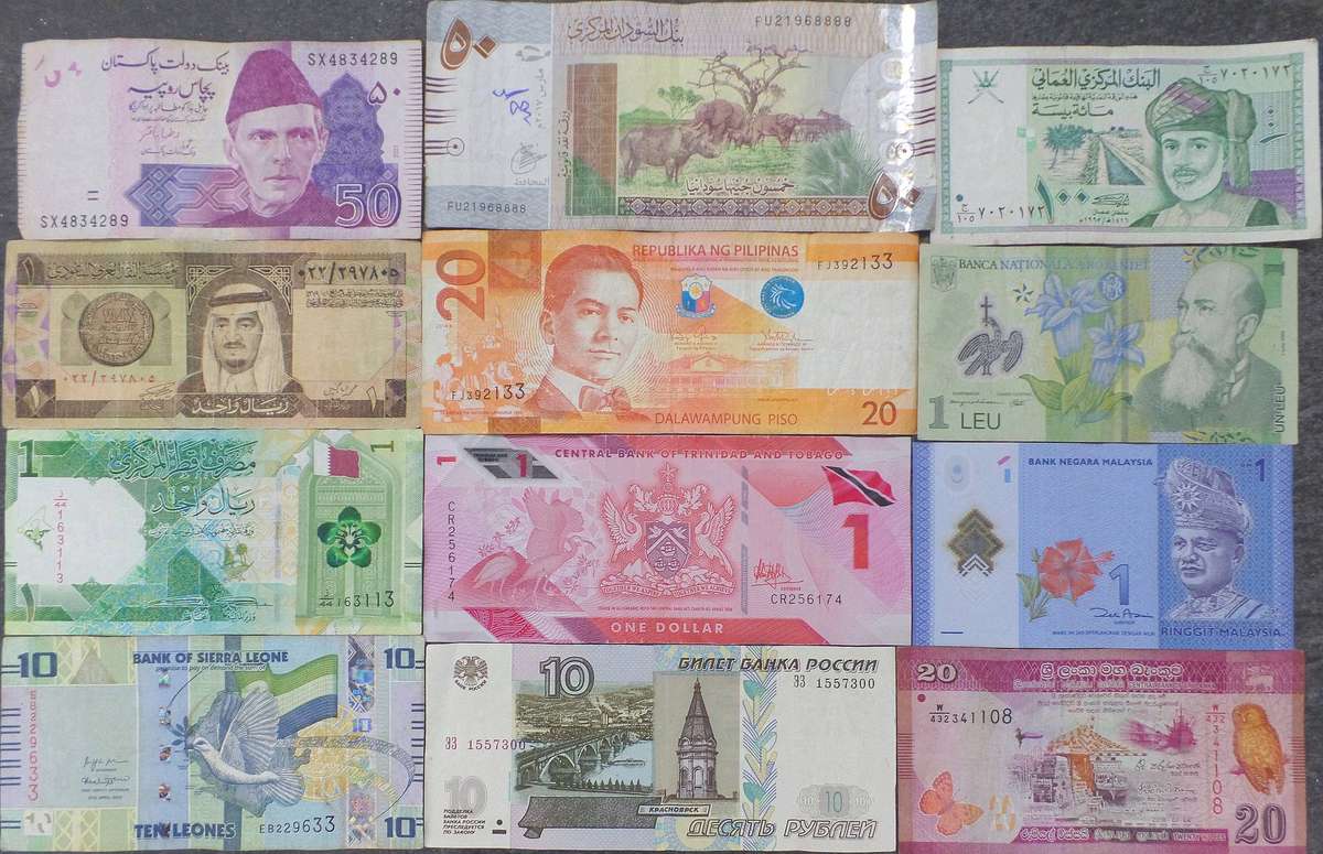 Lot of 12 International bank notes