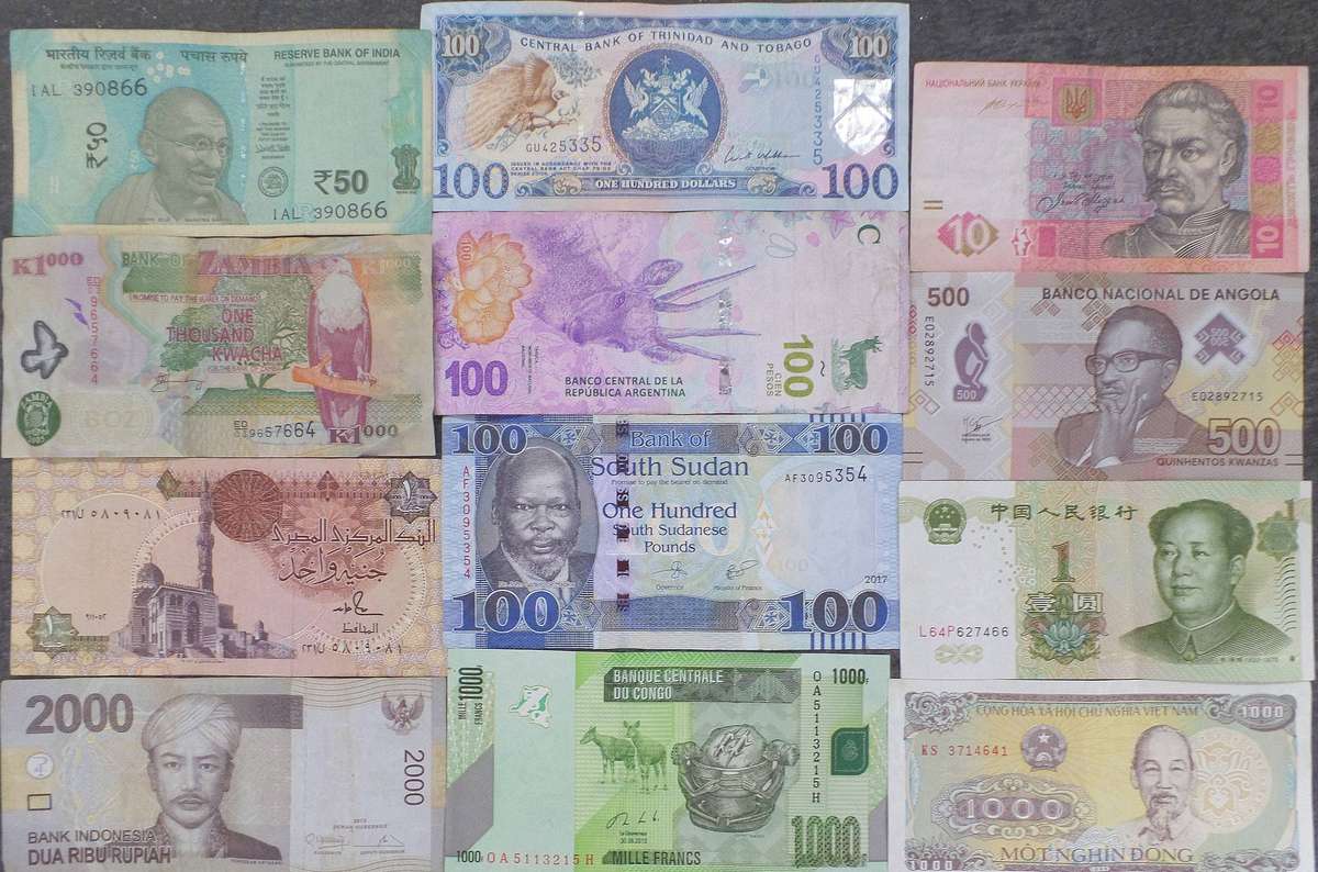 Lot of 12 International bank notes
