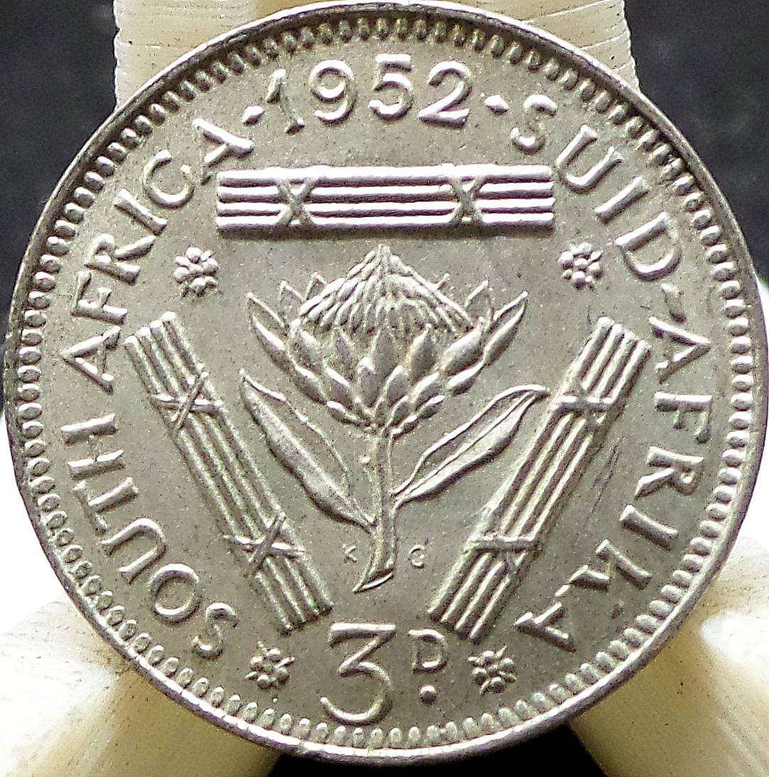 SA Union 3 Pence 1952 - Excellent Condition