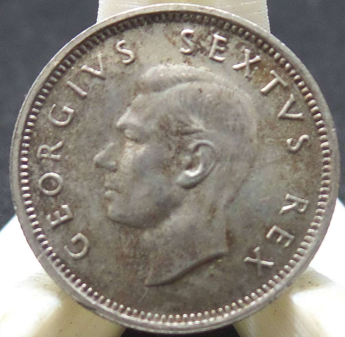 SA Union 6 Pence 1952 - aUNC condition