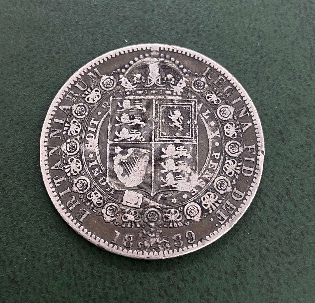 UK 2'6 Half Crown 1889