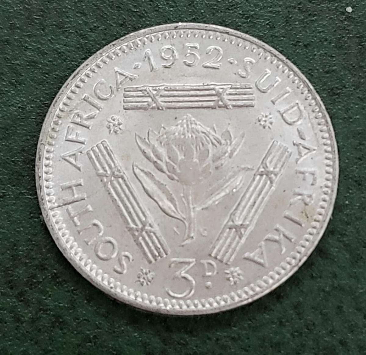 Union 1952 Threepence - Excellent Condition