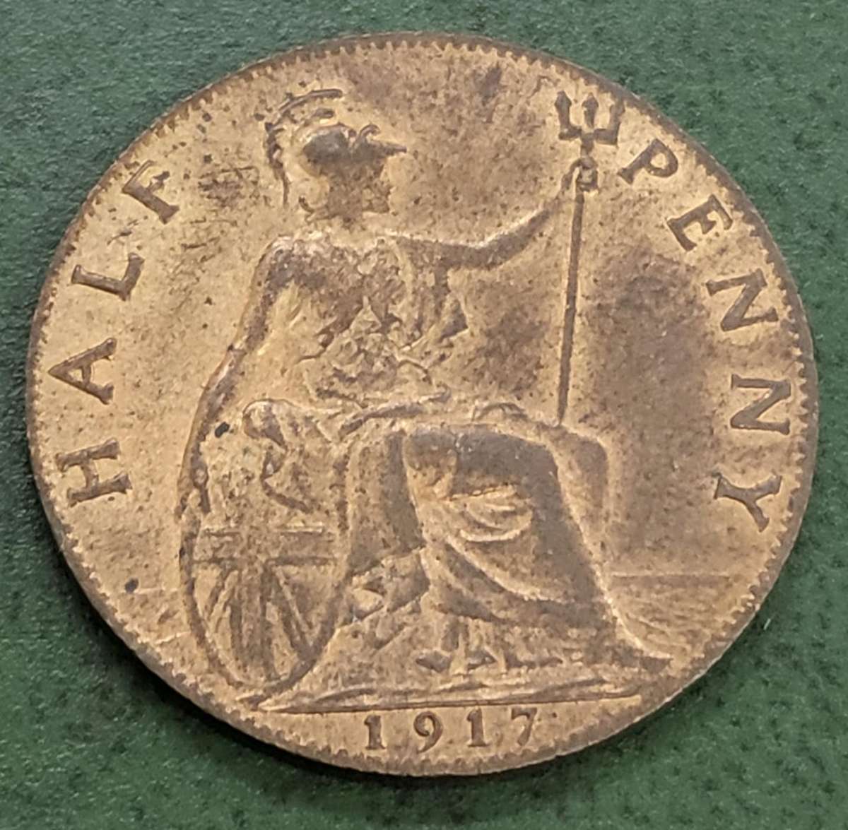 Britain Half Penny 1917 - Nice condition