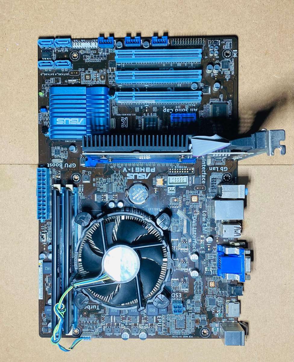 Intel Core i3-2320 3.0Ghz / 8GB Corsair XMS3 DDR3 / Nvidia GeForce GT710 / ASUS P8H61-V Motherboard