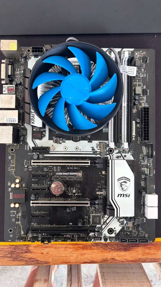 MSI Z170A KRAIT GAMING 3X  - CPU COOLER LIQUID DAMAGE