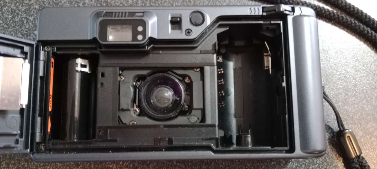 Pentax Espio 80 Zoom Black Blue Navy 35mm Film Camera From JAPAN