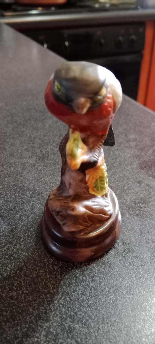 VintageBull-Finch Bird Ornament Ceramic Figure