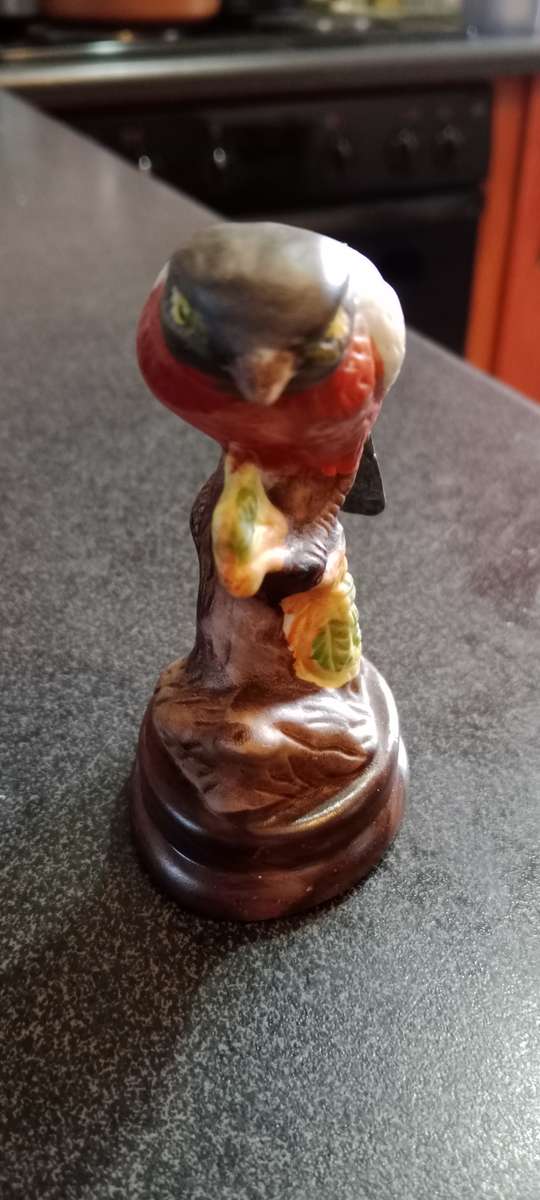 VintageBull-Finch Bird Ornament Ceramic Figure