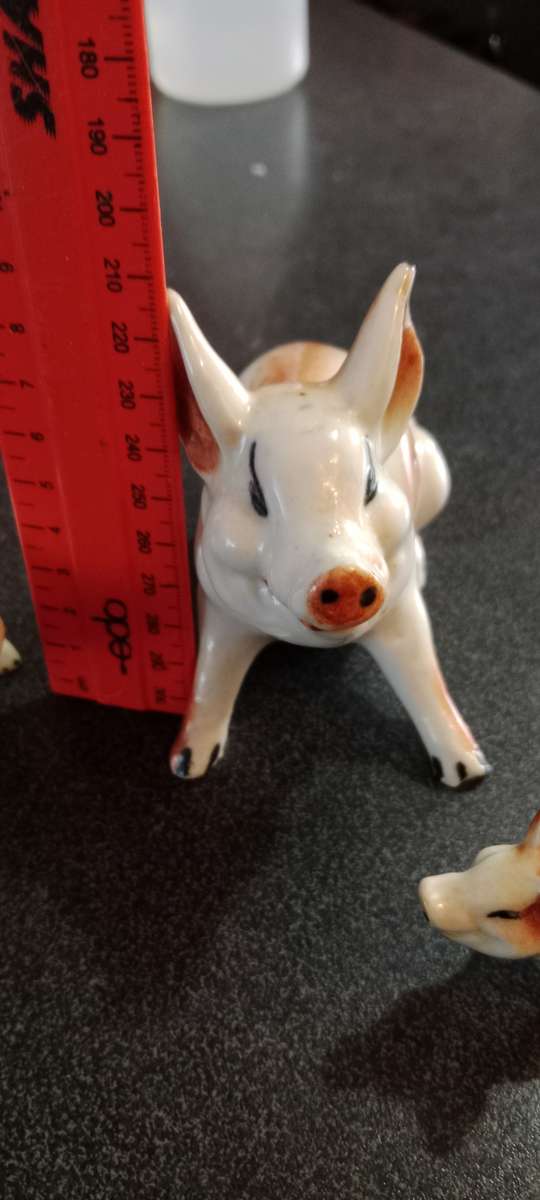 Vintage Beswick pig