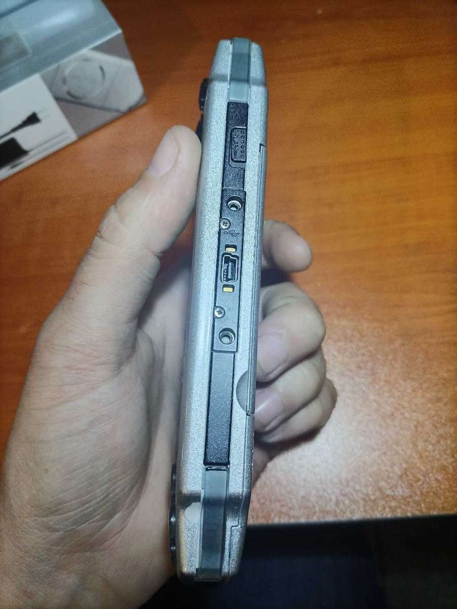 Limited edition PSP 2000 final fantasy crisis core