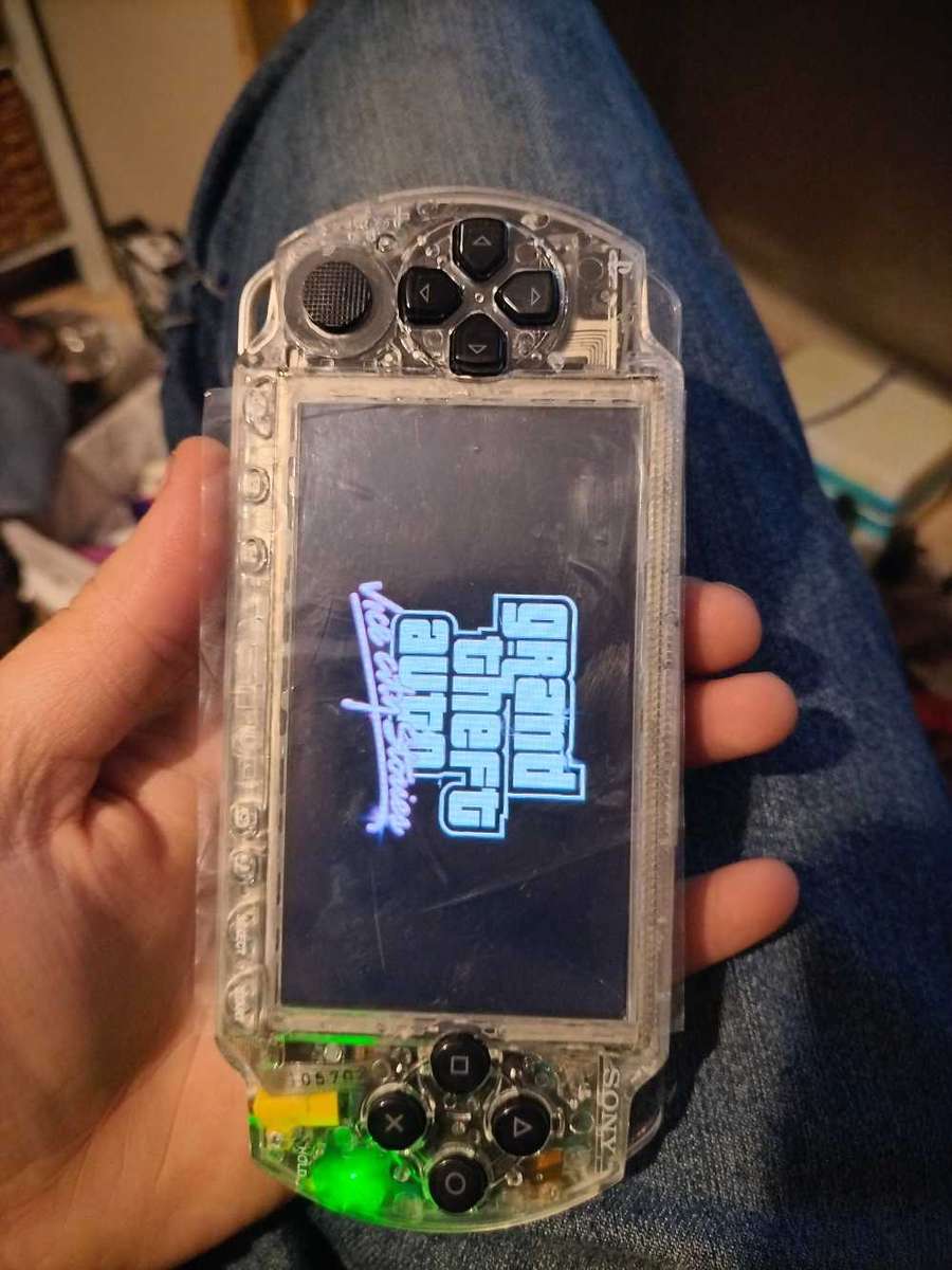 PSP 1000 Crystal console