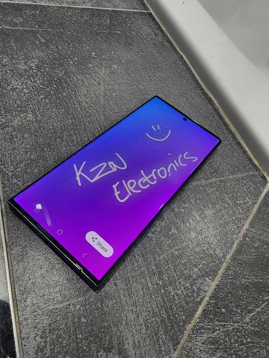 Samsung Galaxy S23 Ultra (READ AD!!)