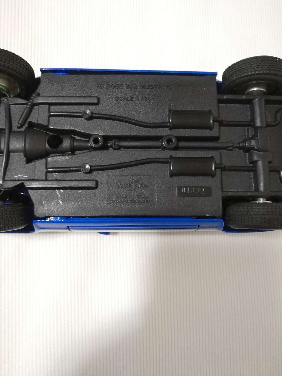 Vintage Maisto 1:24 1970 The Boss Ford Mustang 302 in Blue