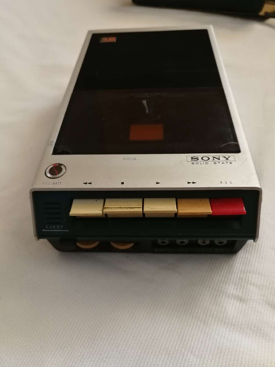 Sony TC-110 Solid State Tape Recorder Casette- Player, Made In Japan , 70s