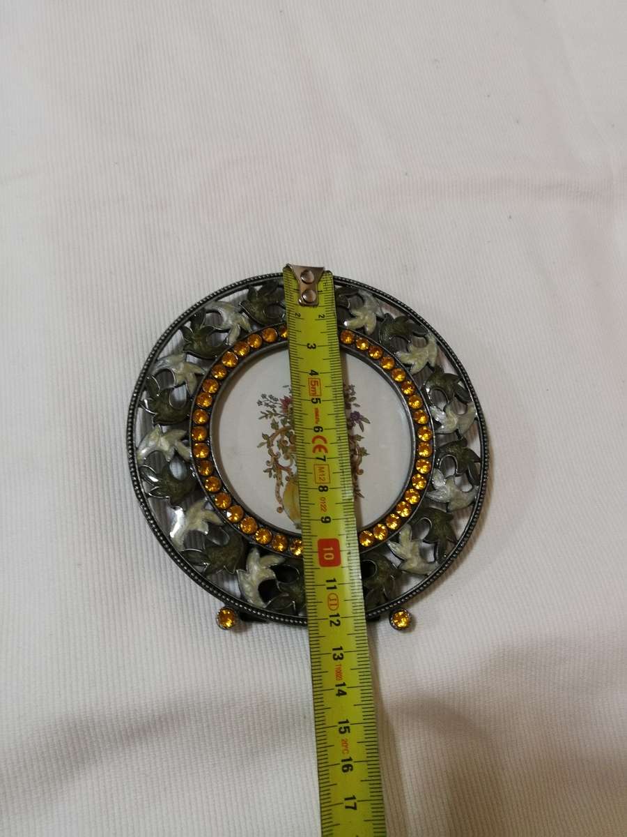 Stunning Photo Frame 122mm Diameter. Simulated Gemstone with Enamel Floral Design