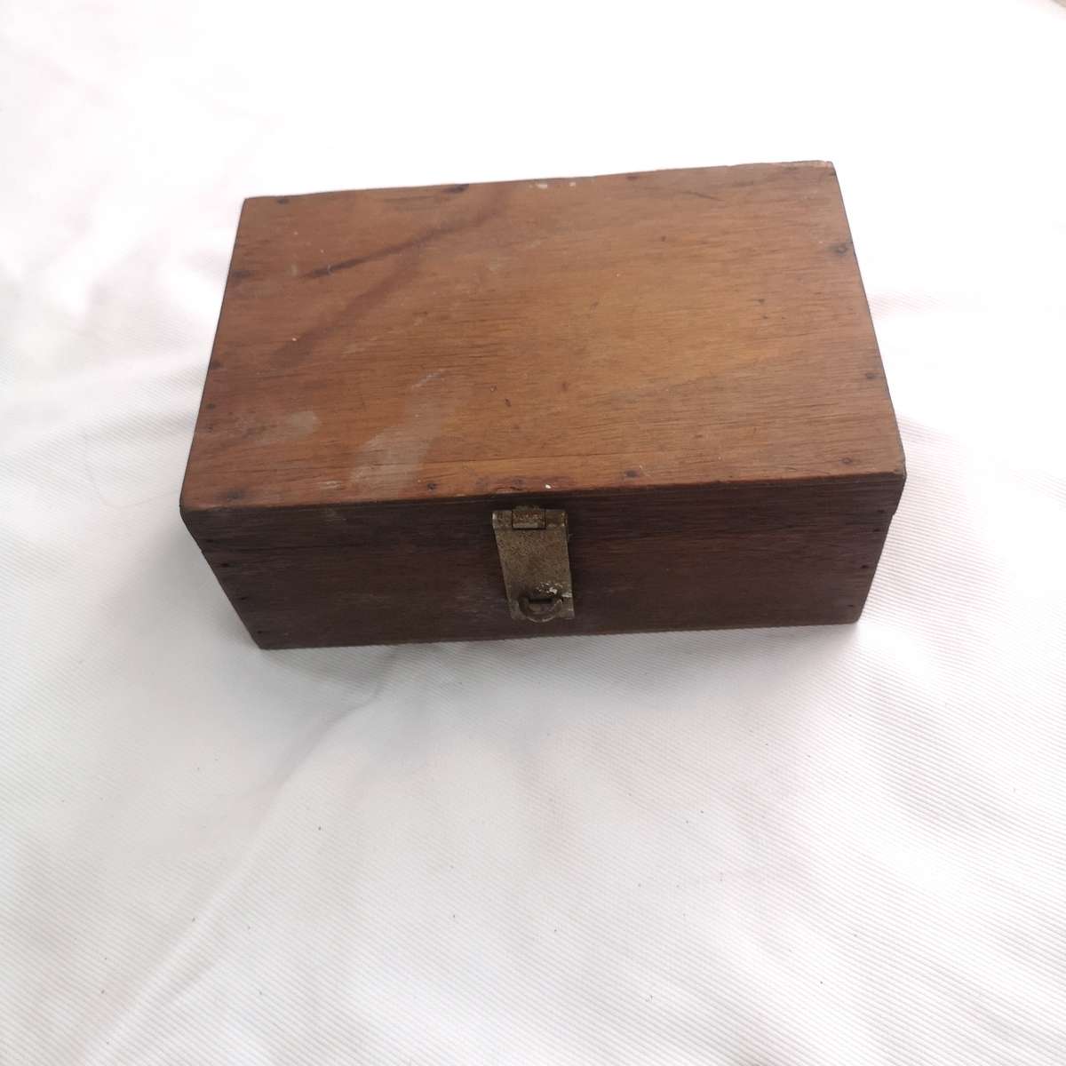 VINTAGE HAND MADE WOOD TOOL BOX- LOCKABLE