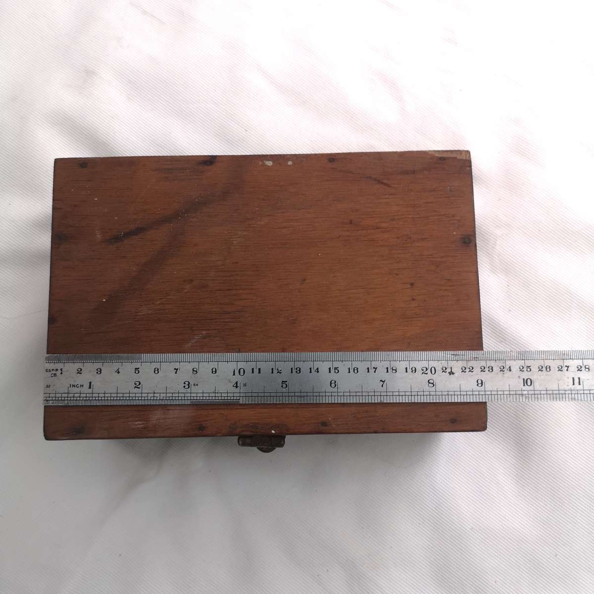 VINTAGE HAND MADE WOOD TOOL BOX- LOCKABLE