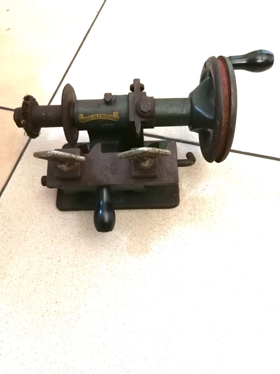 Mancuna Key Cutter - Vintage Hand Operated Key Duplicator - Made in England