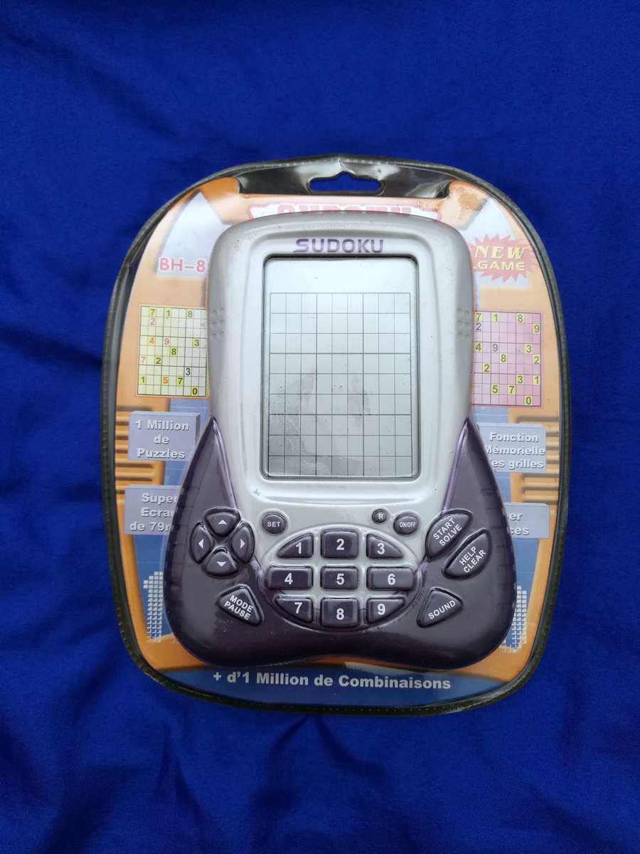 Sudoku Amazing Vintage Hand Held Electronic Game, Battery Operated- Unused Stock