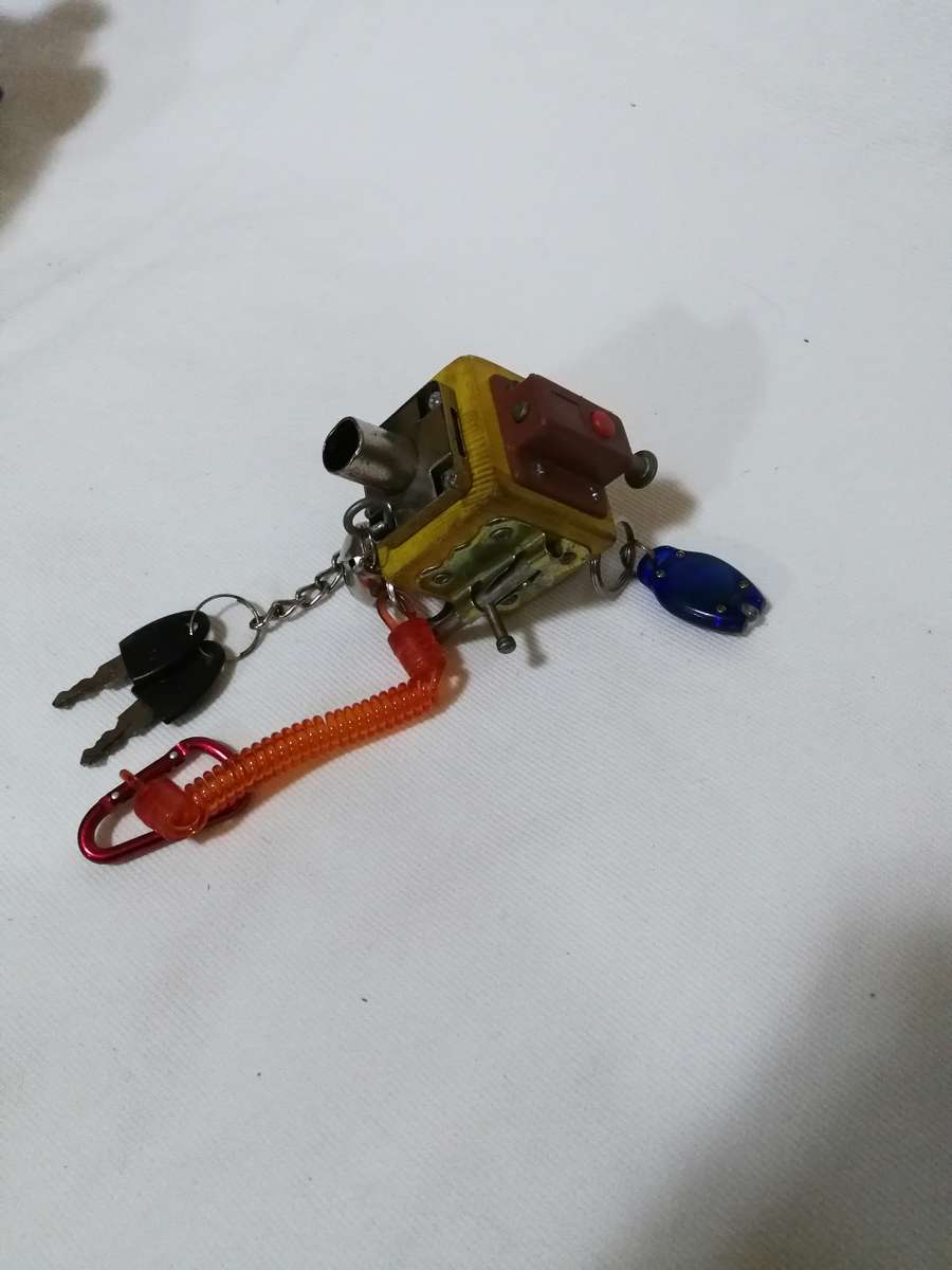 Busy Cube for seniors: dementia, Alzheimer's, Stroke Recovery, Occupational Therapy, and Fidgety Han