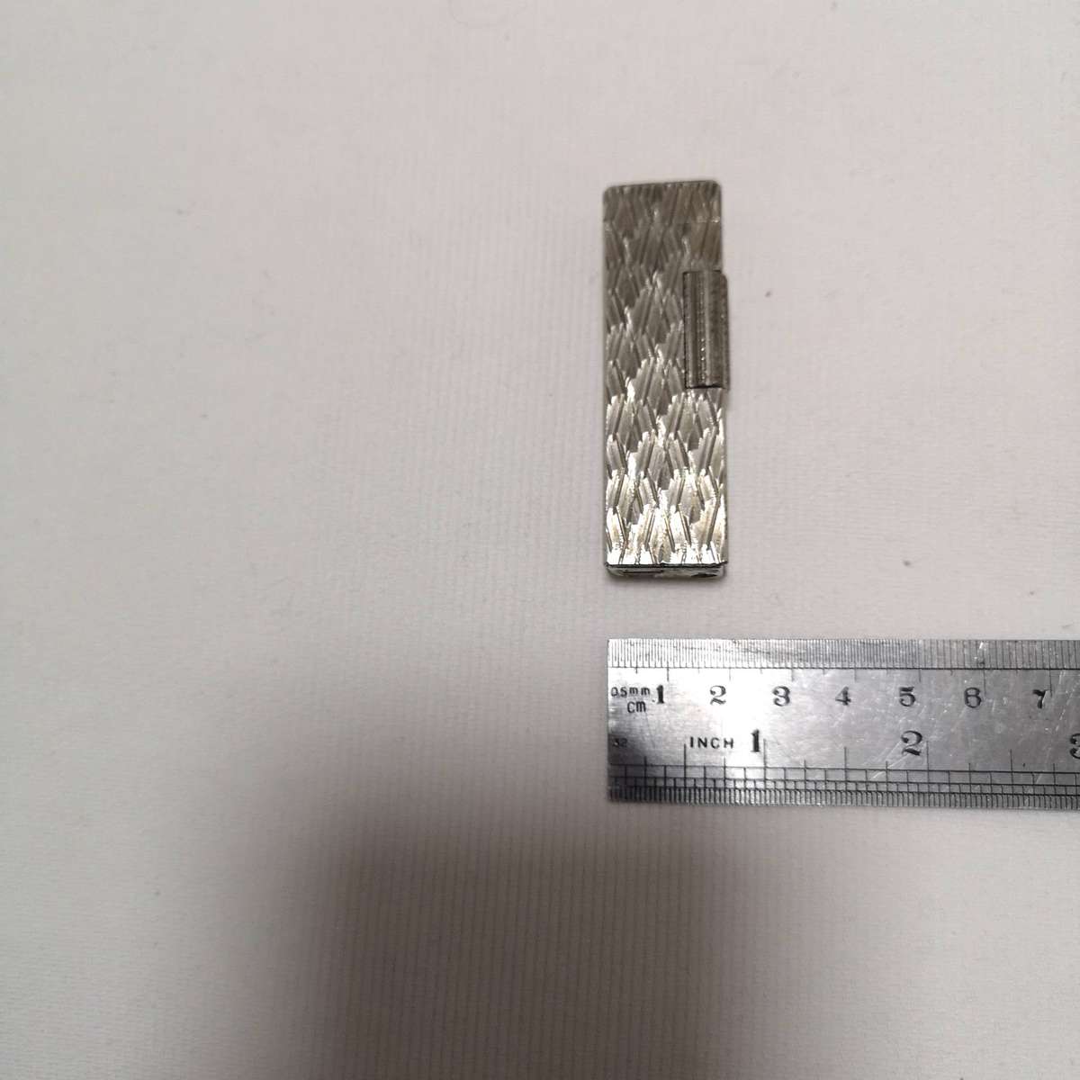 Vintage WIN Silver Tone Textured Metal Cigarette Cigar Lighter 2.5" *UNTESTED*