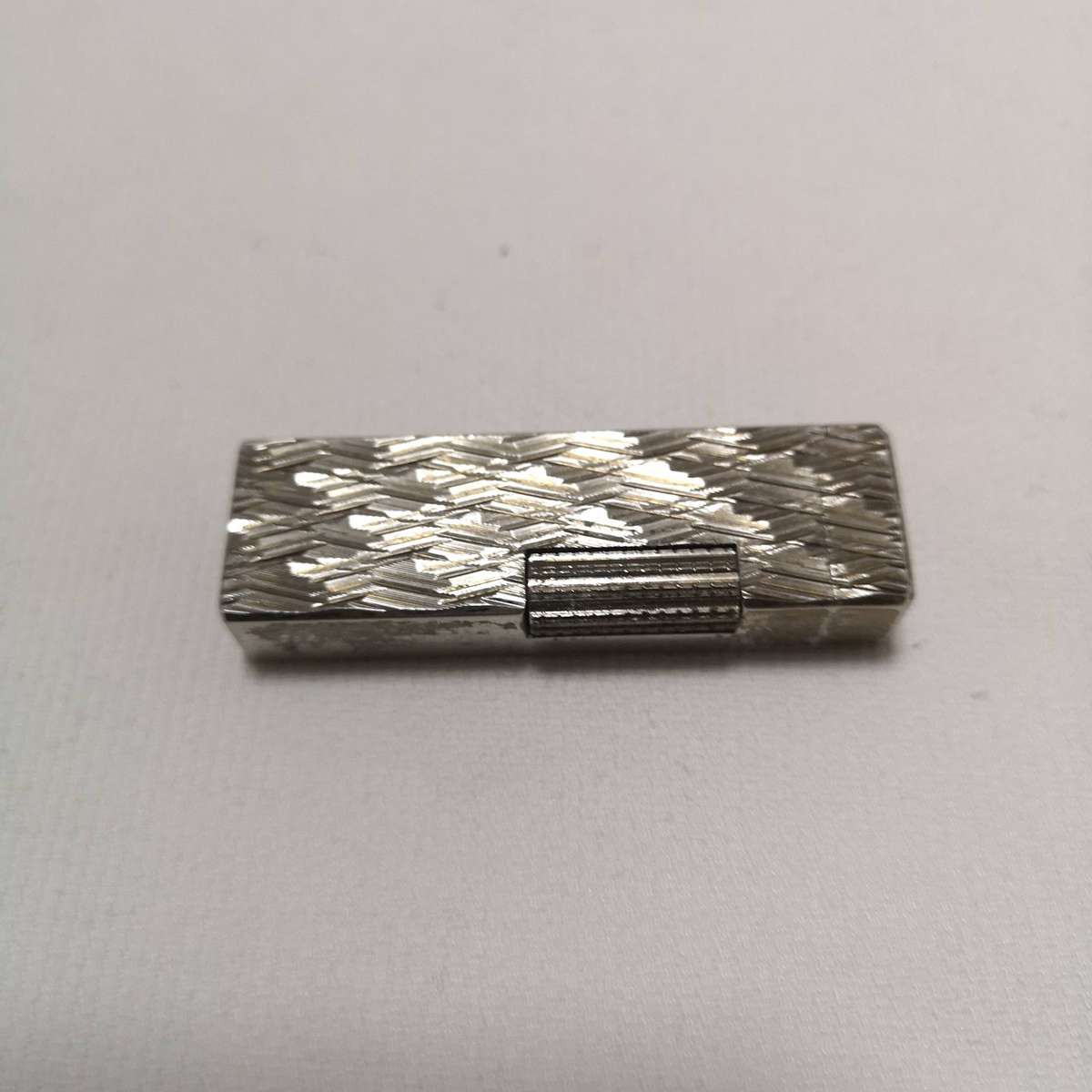 Vintage WIN Silver Tone Textured Metal Cigarette Cigar Lighter 2.5" *UNTESTED*